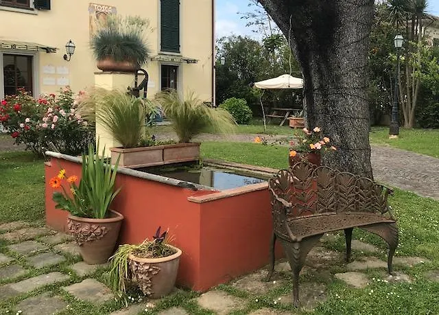 Residence Prunali Massarosa Aparthotel